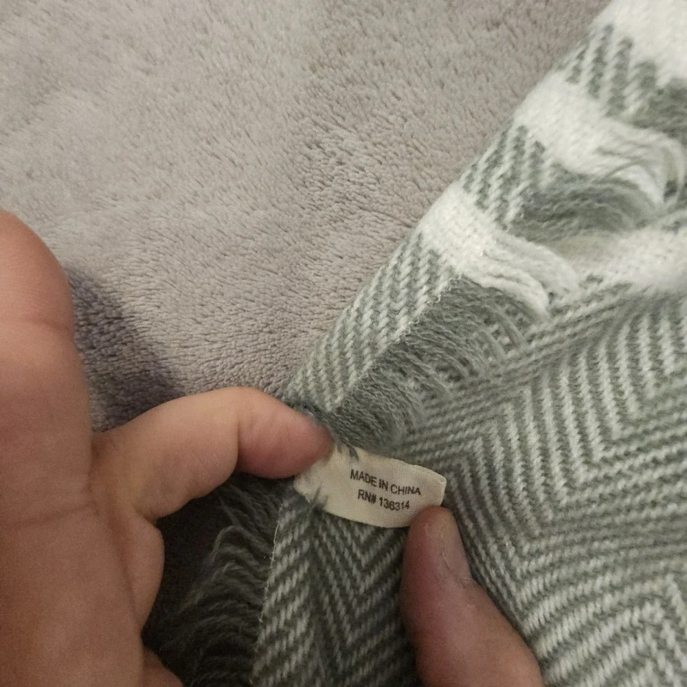 Lightweight Sage Blanket Soft Lightweight Cozy Throw Blanket for Bed Couch‎